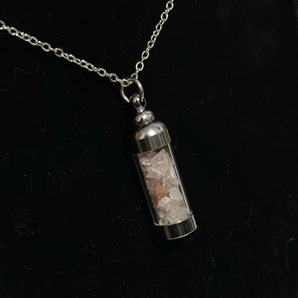 Gorgeous Hand made rose quartz moon water necklace!